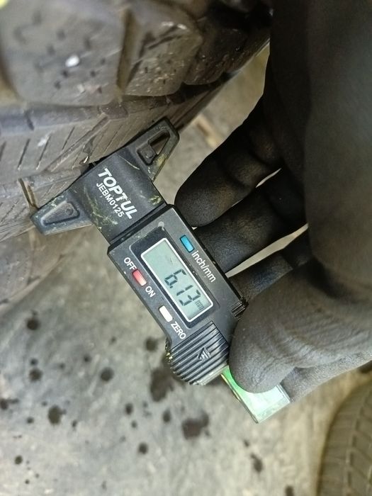 Anvelope MS iarna 215 55 17 continental 2023 6mm