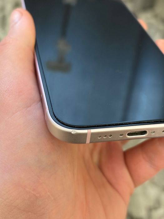 Iphone 15 128 GB pink розовый