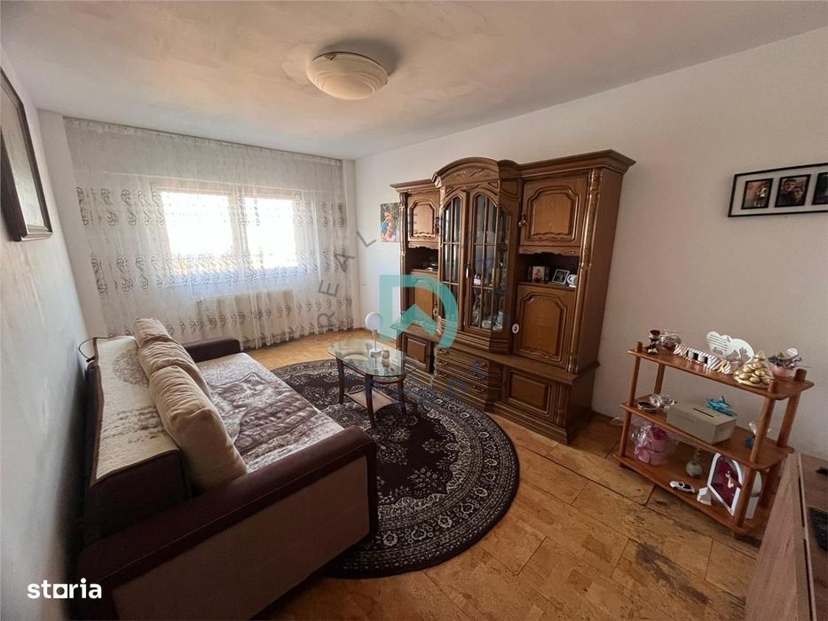 Apartament 3 camere, Astra, intermediar, Brasov