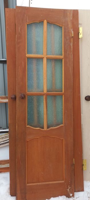 Меж комнатный двери