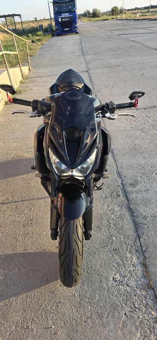 Motocicleta kawasaki z800 . ABS an 2016