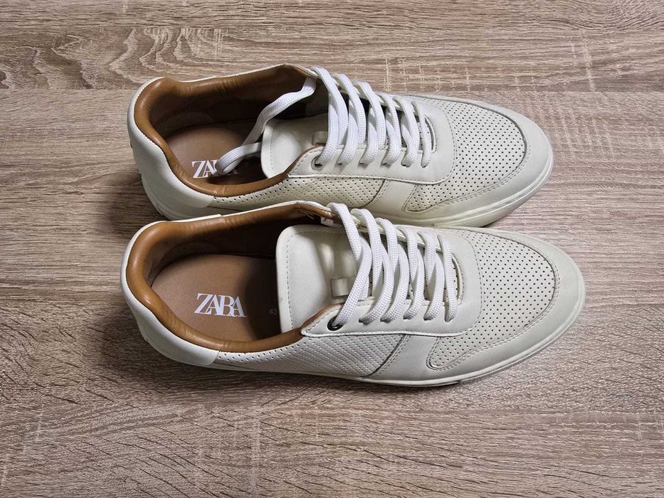 Incaltaminte sport - adidasi Zara - marimea 43