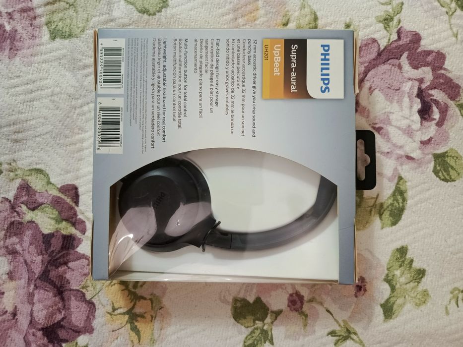 Наушники абсолютно новые  1 млн