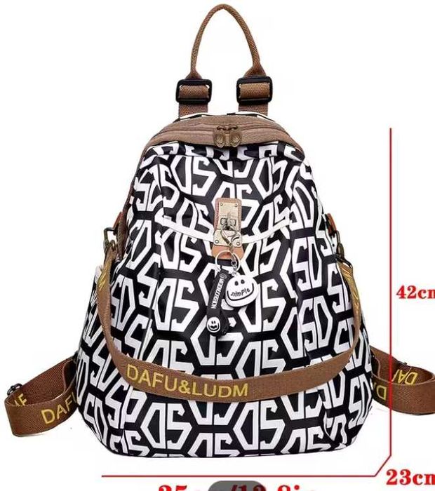 Дамска елегантна раница