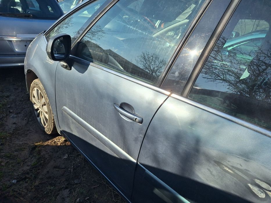 Dezmembrari Citroen C4 Grand Picasso 2.0 diesel automataan 2008
