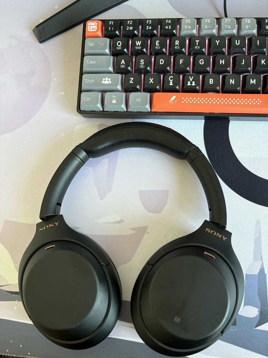 Casti Sony WH-1000XM4