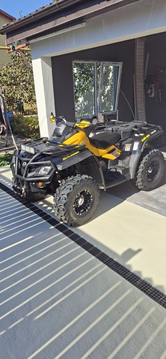 Can Am Outlander 800R an 2012