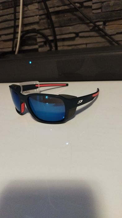 Ochelari Julbo  noi