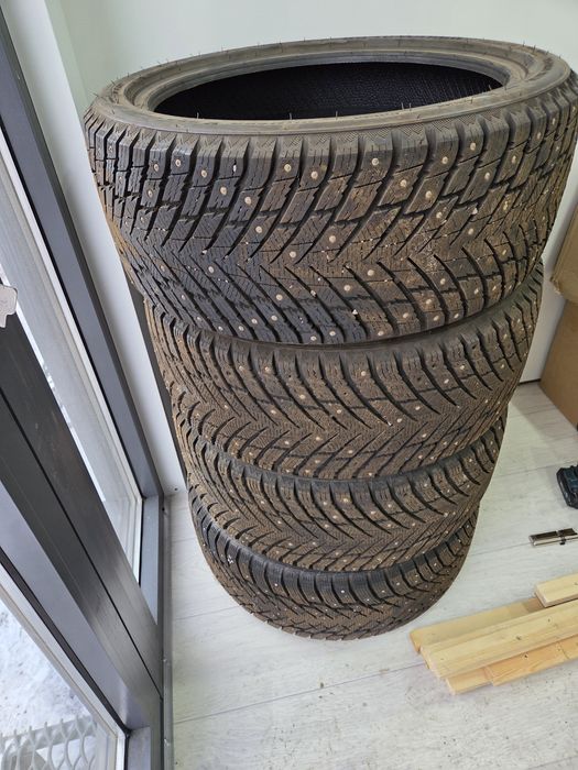 Зимний шины размер 245/40/19