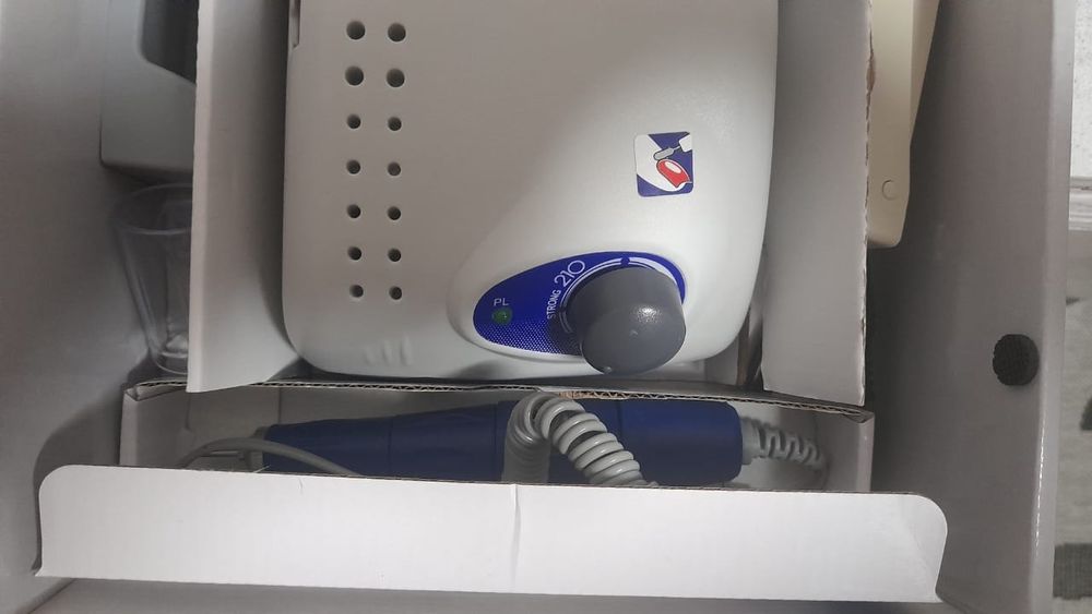 Аппарат для маникюра Strong210