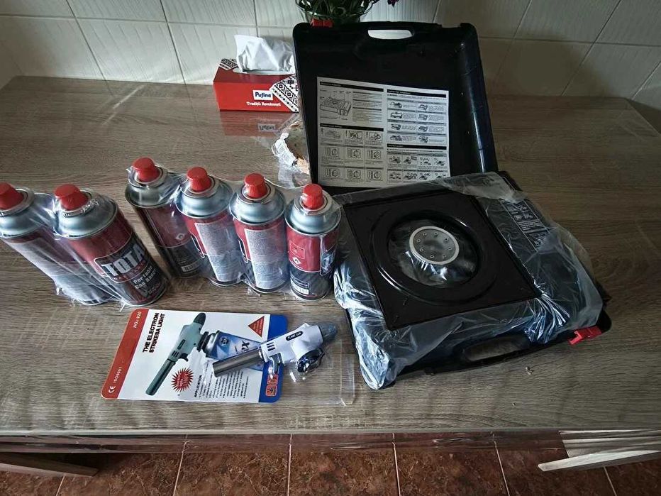Kit Gatit Camping: Aragaz Portabil + Arzator + 6 Butelii