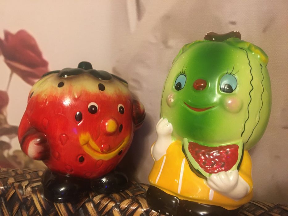 Pusculite din ceramica de colectie