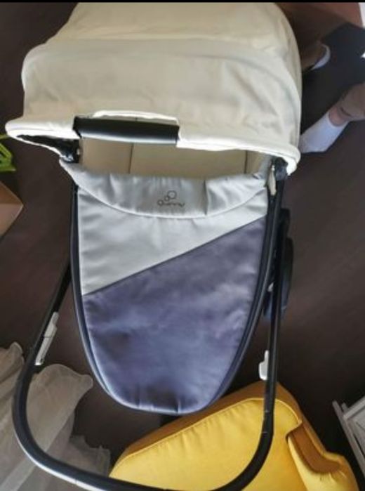 Carucior Queen de vânzare