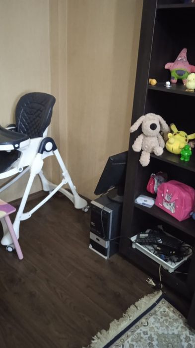 Продадим кресло для кормления.,люлька