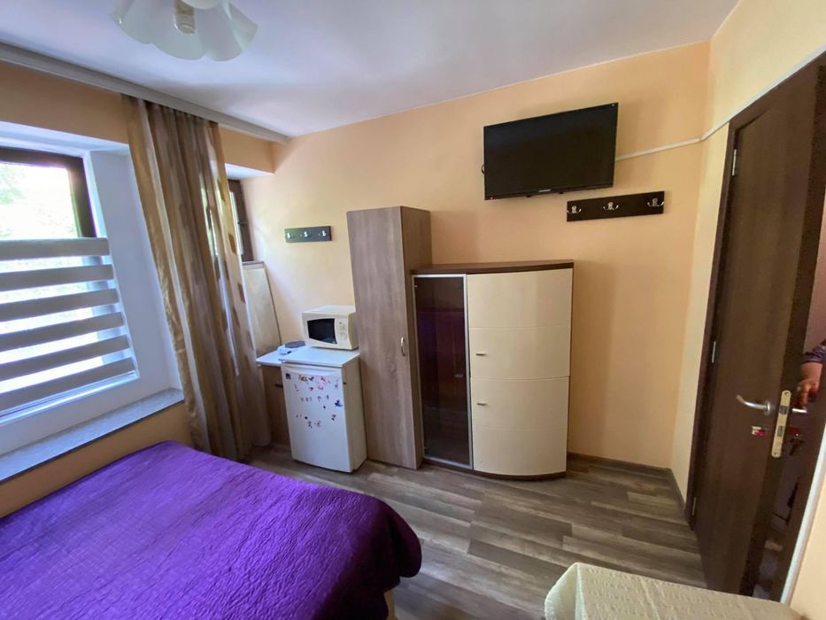 Дава се под наем Едностаен апартамент в Пловдив, Кършияка - 40 кв.м за 150 € - Снимка #1