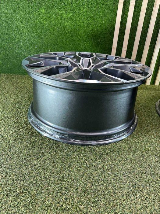Jante BMW g07 lci față și spate r22 J 9,5 ; 10,5 stil 913m