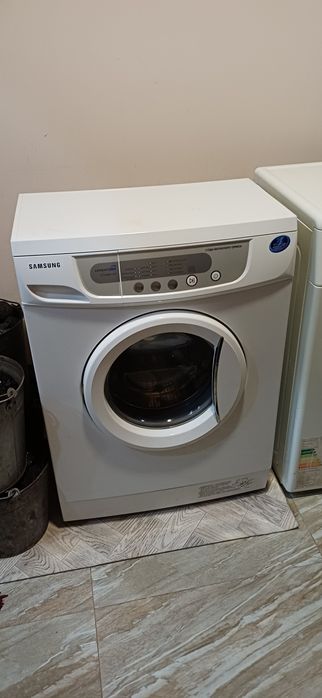 Продам стиральную машину автомат