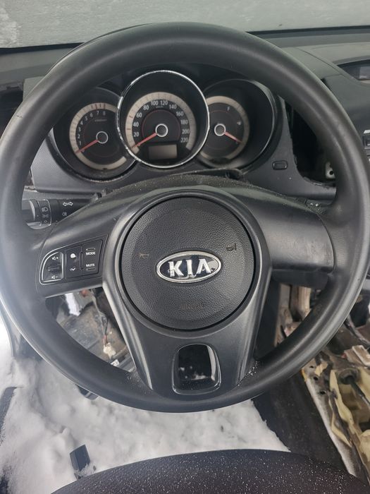 Продам элементы салона КИА Церато 2