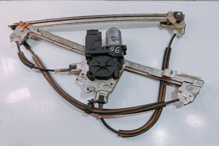 Macara  dreapta fata cu motoras Renault Laguna a 2-a generatie