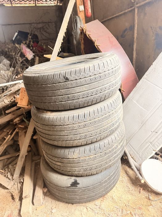 Продам шины приезжайте смотрите