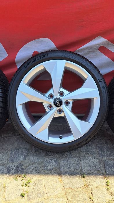 Оригинални джанти Ауди Фолксваген Шкода 18 цола зимни гуми 225 40 18