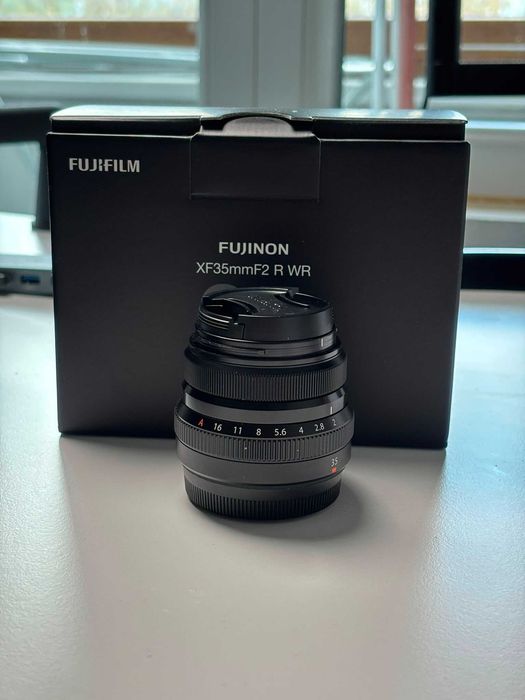 Fujifilm X-S20 + obiectiv kit 15-45mm (ca nou) (garantie 04.09.2027)