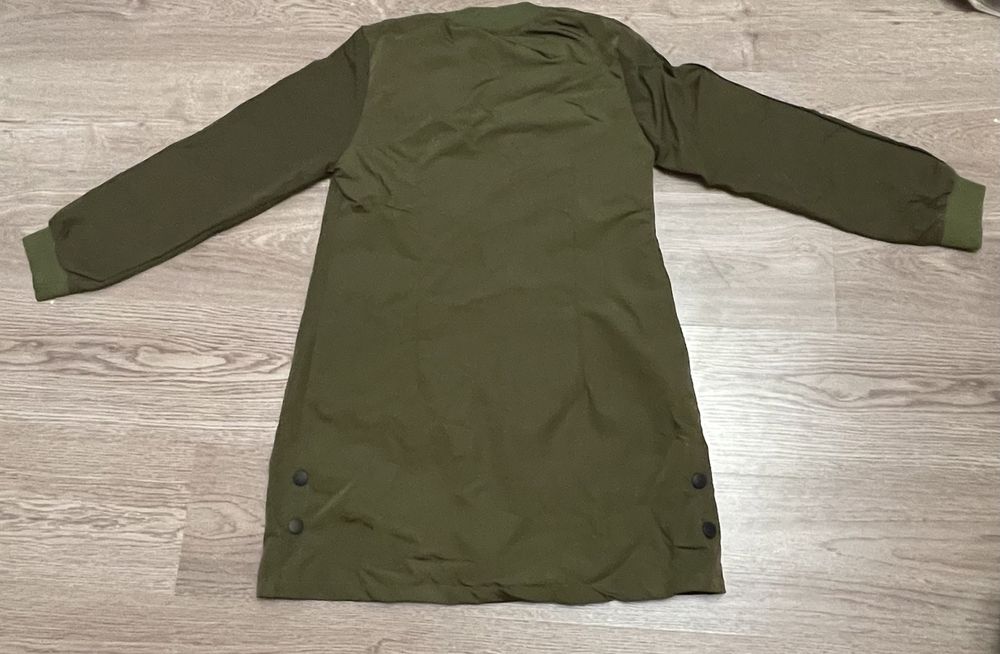 Продам куртки