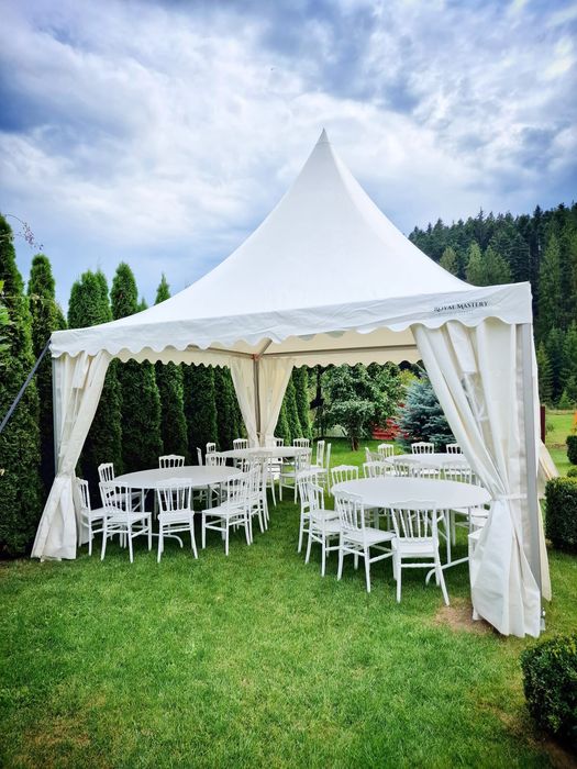 Cort, Mese, Scaune și Decorațiuni de închiriat
