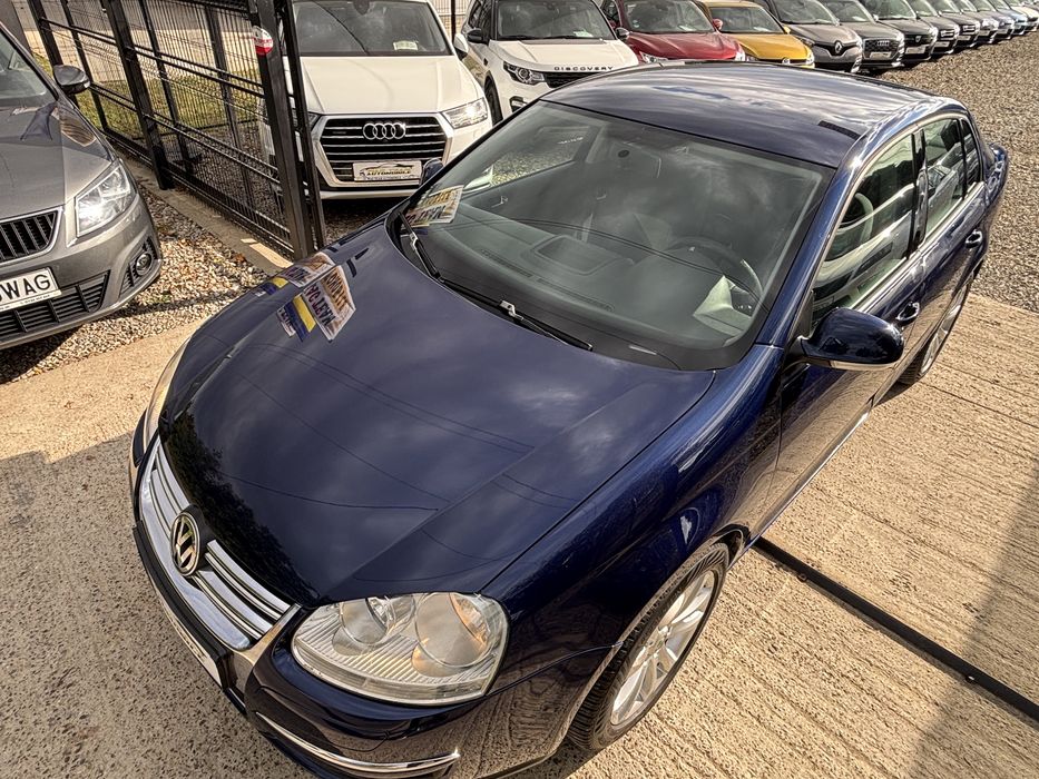 Volkswagen jetta 1.6 MPI 2009 navi 173000km RATE