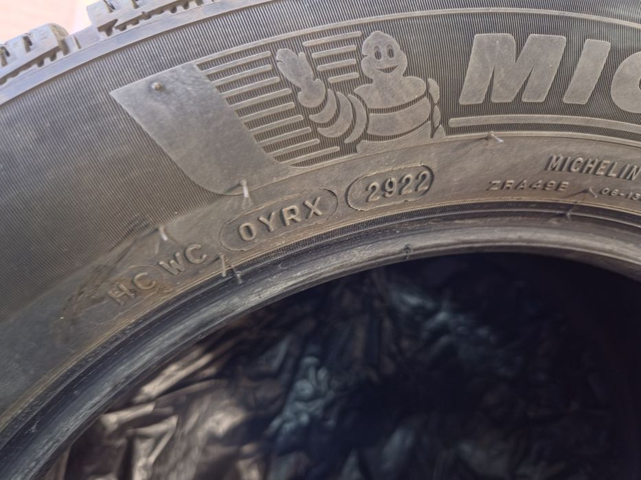 Продавам 4 броя зимни гуми Michelin Alpine 6