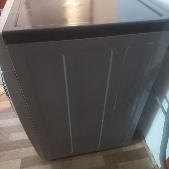 Продам стиральную машинку.