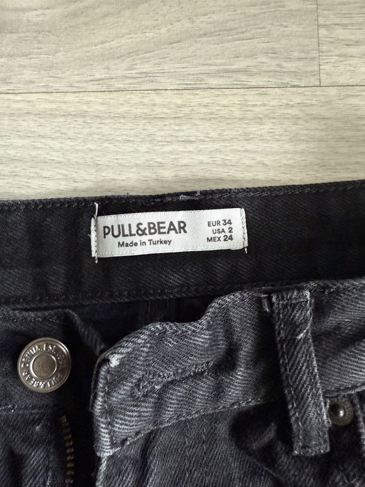 Blugi Pull & Bear pentru femei marime XS