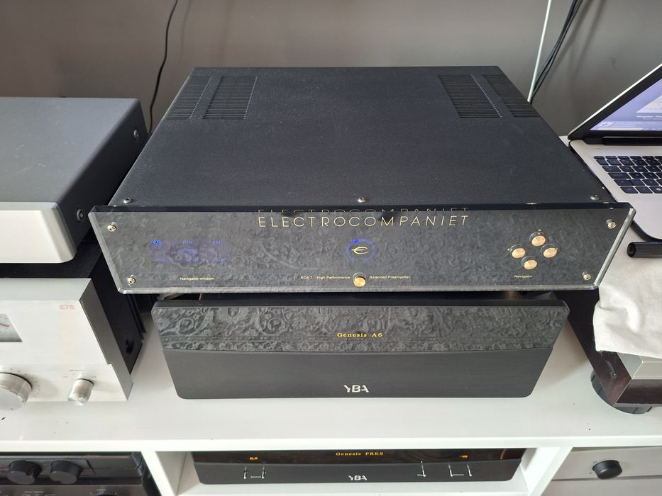 Preamplificator Electrocompaniet EC 4.7