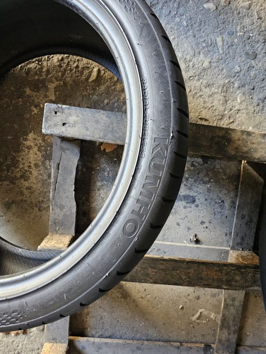 2 anvelope vara 245 40 20 Kumho 2023