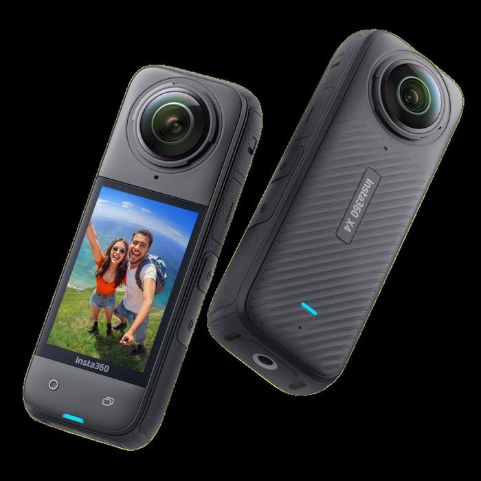 Insta360 x4 продам