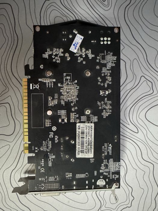 Видеокарта 1050ti б/у в отличном состоянии