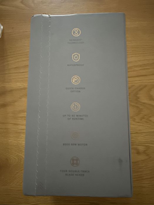 Aparat de ras Manscaped the dome shaver plus