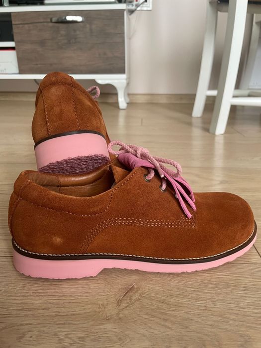 Елегантни кожени лофери – нови, размер 36