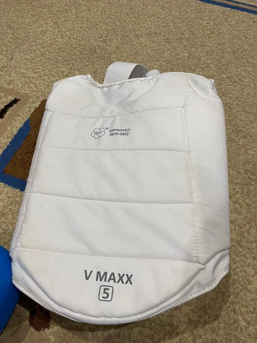 Продам экипировку для каратэ