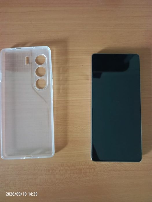 Tecno camon 40 8/258