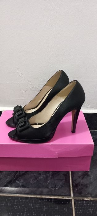 Pantofi cu toc 38