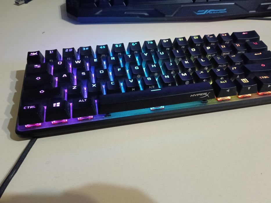 Клавиатура HyperX