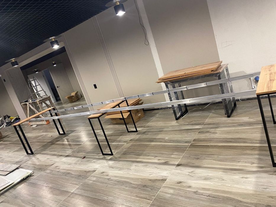 Продам новые столы 5 м раскрытие