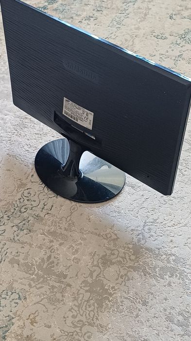 Продается монитор LG и Samsung.