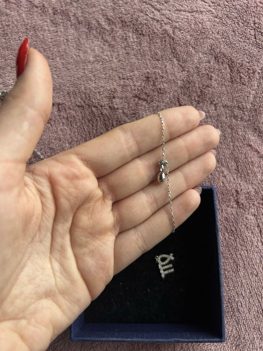 Колие Swarovski, Дева или Virgo