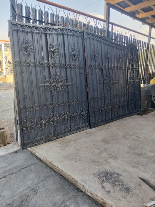 Продам кованные ворота