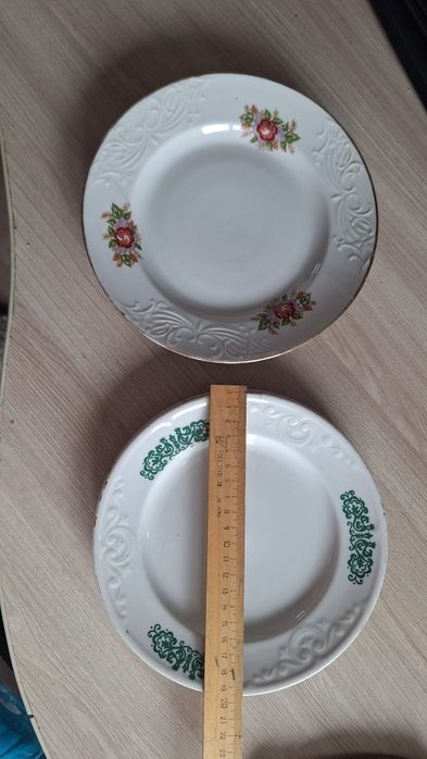 Посуда, отдам за вкусняшку.