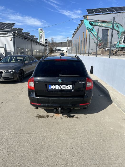SKODA Octavia 2013 — imagine 3