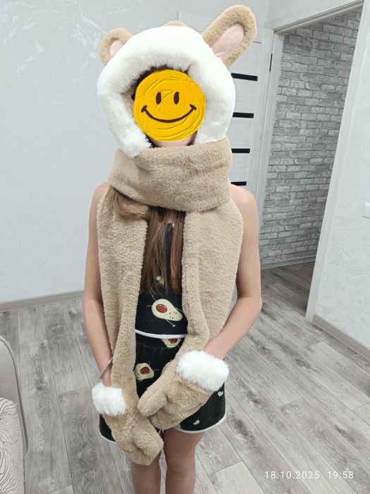 Продаю шапку 3 в 1