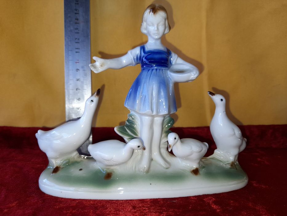 Советские фарфоровые статуэтки